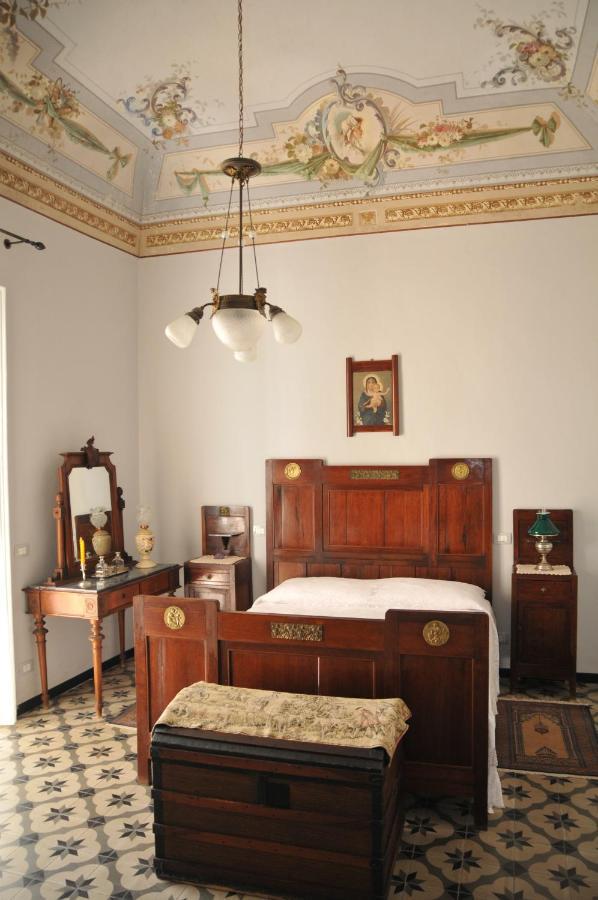 Casa Sipione Papa Bed & Breakfast Modica Exterior photo